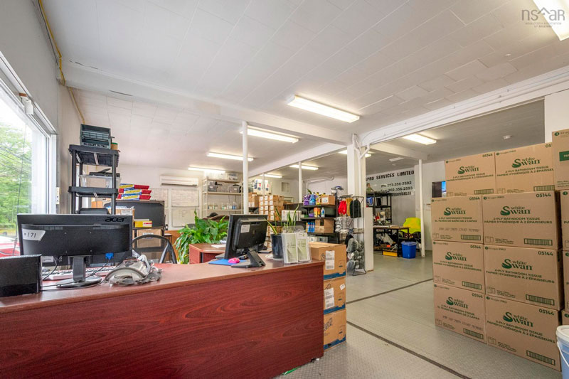 Easy to access warehouse storage area on main floor